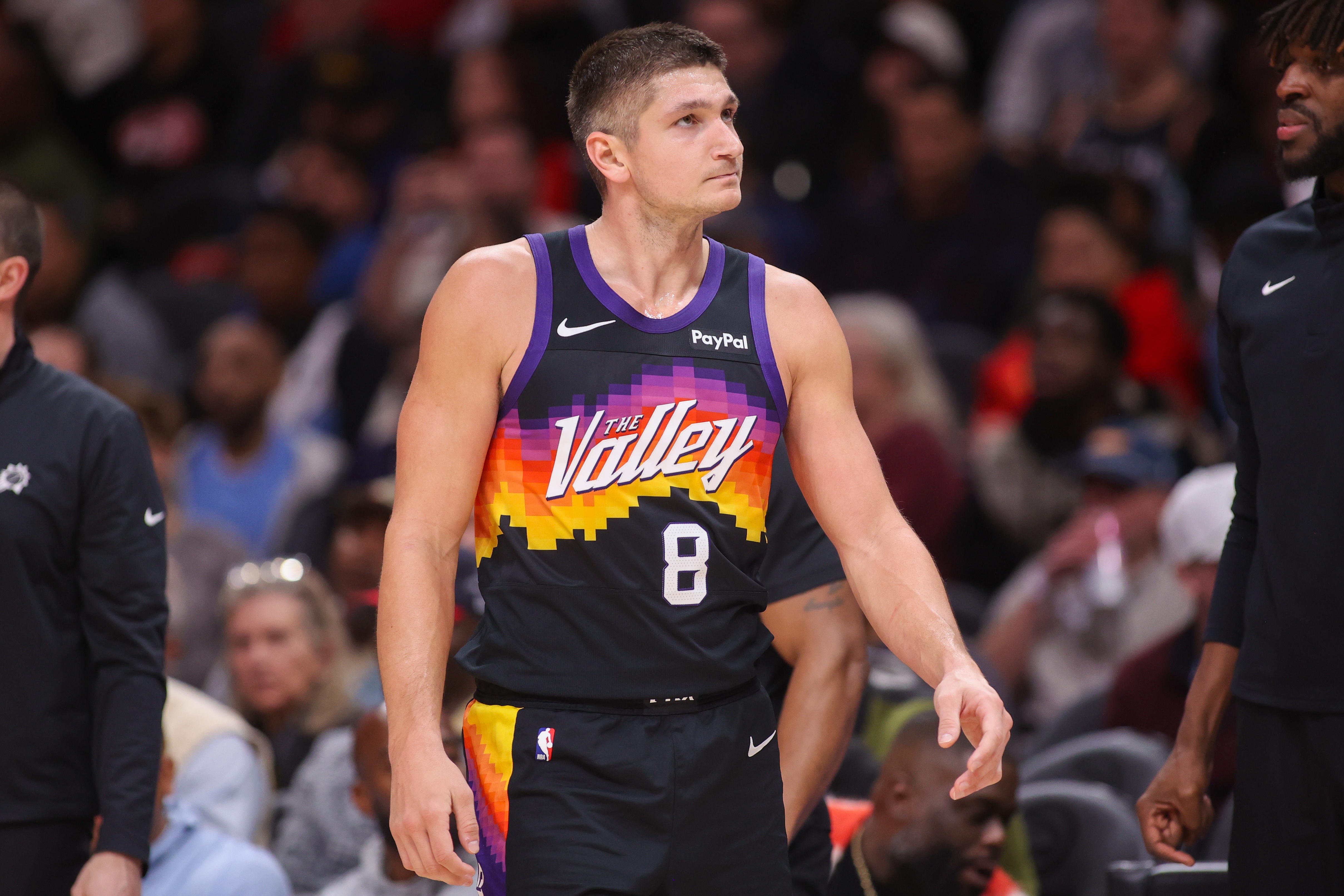 世界杯手机观看软件下载-格雷森·阿伦：半场进攻必须始终保持节奏 不能让对手轻易换防