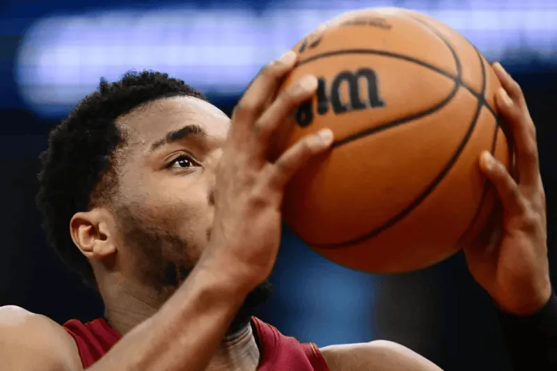 世界杯官方直播app官网下载手机版-重要得分点！米切尔是骑士进攻体系重要一环，承担攻坚及得分产量